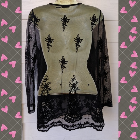 POETRY BLACK MESH EMBROIDERY LACE TOP - Picture 3 of 4